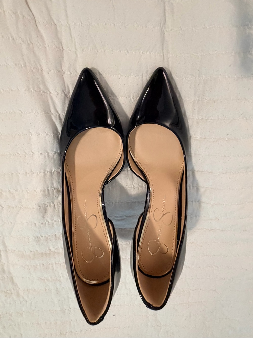 Jessica Simpson Black Patent Pointed-Toe heels